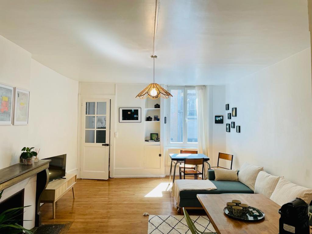 Appartement Citadelle-Victor-Hugo เบอซองซง ภายนอก รูปภาพ